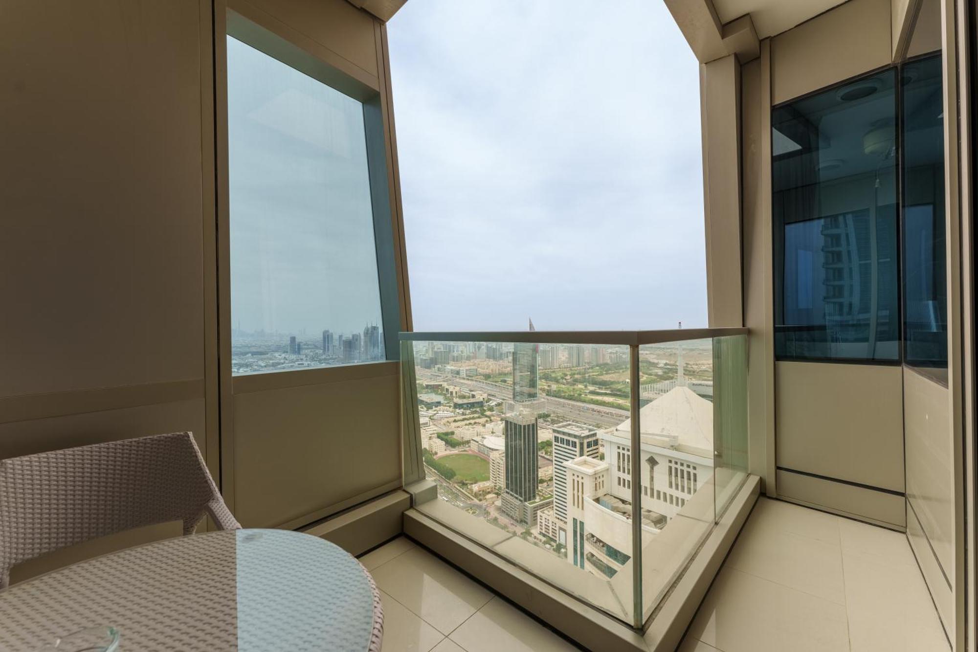Heavenly Spacious 2 Bedroom With Stunning View Dubai