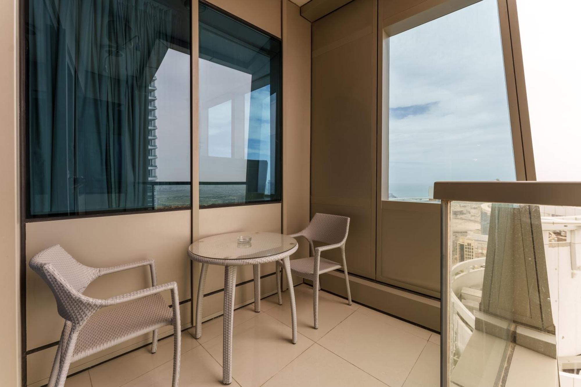 Apartment Heavenly Spacious 2 Bedroom With Stunning View