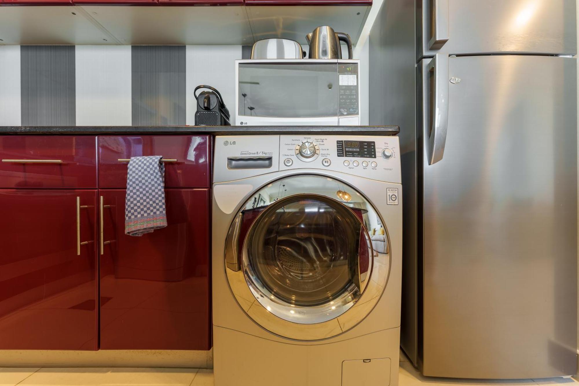 Heavenly Spacious 2 Bedroom With Stunning View